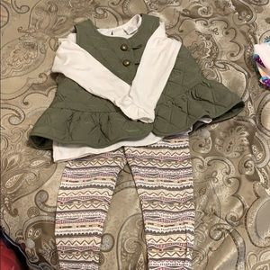 3 piece outfit - size 4T